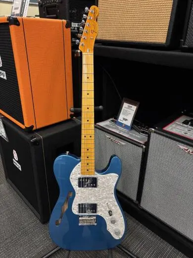 Fender - 011-0392-802 2